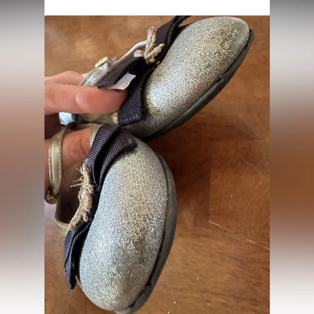 Gucci Bee Mary Jane Flats - Picture 4 of 6